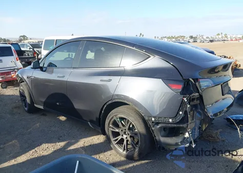 2024 Tesla Model Y Long Range Dual Motor All-Wheel Drive/Rwd из США, поврежденный, VIN 7SAYGDED9RF186690